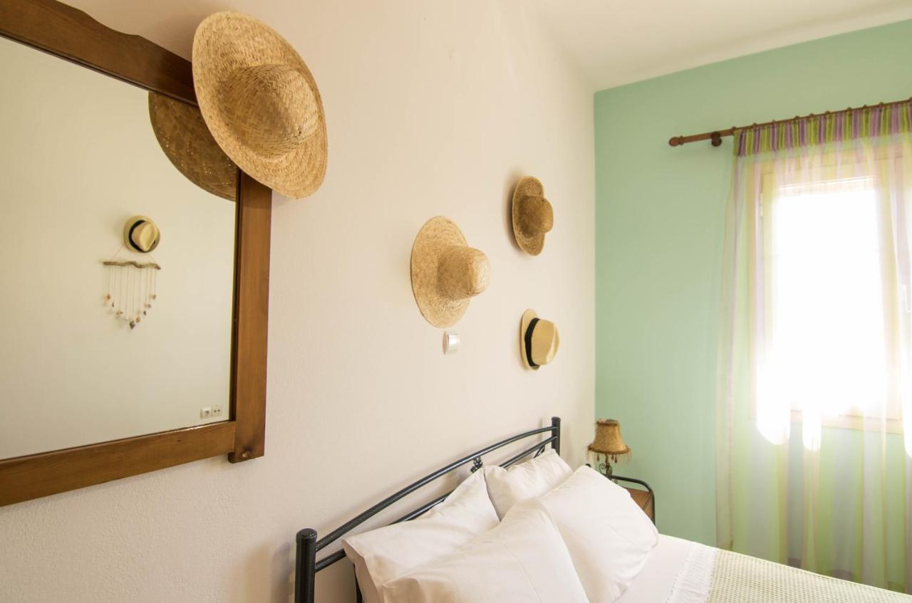 Fedra Apartments, View, Free Parking, 2Mins To Beach Палекастрон Екстериор снимка